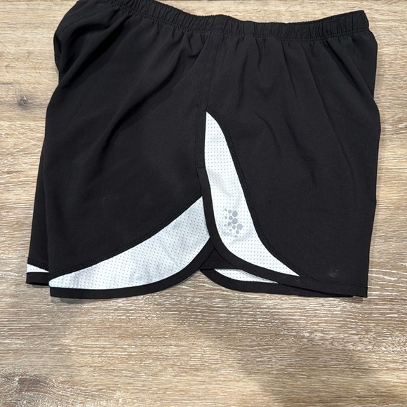 The North Face Black and White Athletic Shorts with Elastic Waistband SZ M - Picture 4 of 12